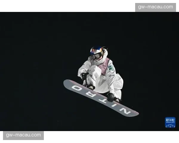 单板滑雪女子大跳台决赛 日本新星村濑心树逆转夺金